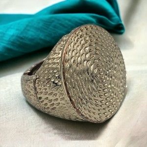 Circle Ring Vintage Stretch Textured Goldtone Flat Top Estate Jewelry